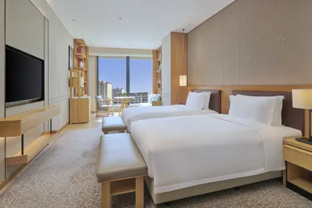 Yuncheng Shenzhen Airlines International Hotel (Yuncheng Yanhu International Airport) Отели рядом с достопримечательностью «Yuncheng Finance and Economics School»