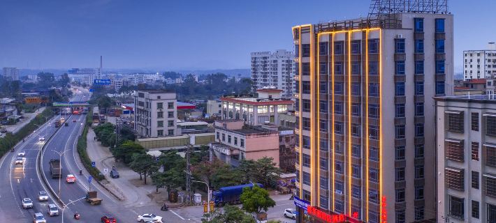 Suicheng Xinhuating Hotel Hotels in Suixi