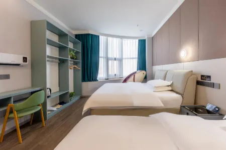 Lanjing Hotel (Jinan West Railway Station International Convention and Exhibition Center)