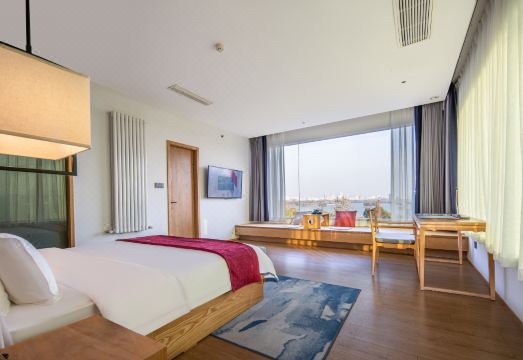 첸나 호텔 (지난 다밍호 지점)