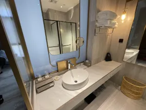 Junzhou Hotel