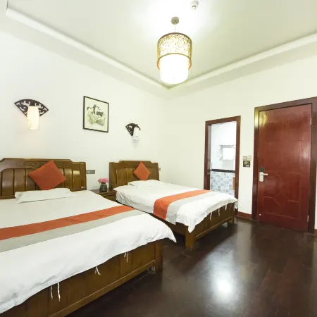 Yuyantang Riverside Courtyard Boutique Inn