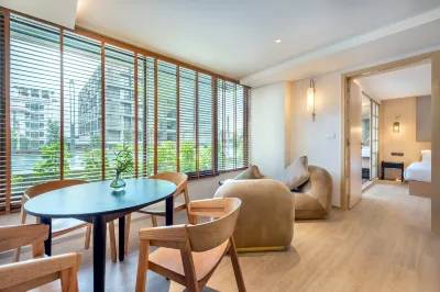 Salaya One Hotel & Service Apartment Hotels in Phutthamonthon