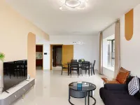 Floral Hotel · Hetian Hot Spring Homestay (Taishan Yihe Hot Spring City Branch) - مسبح خاص