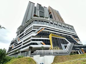 Modern Cozy 2BR House Kuala Lumpur | MRT Link