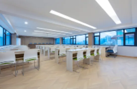 Tongren Grand Hotel (Tongren High-speed Railway Station Ancient City Pedestrian Street Branch)