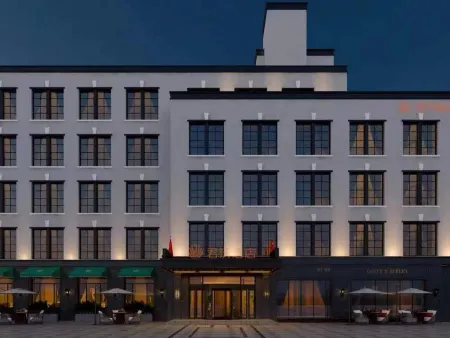 Junwo Hotel (Changchun Jida First Hospital Cultural Square Subway Station Branch) Отели рядом с достопримечательностью «Jinlin University (Chaoyang Campus)»