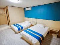 Hello Hotel (Xuzhou Railway Station SUNINNG plaza Shop) Hotel dekat Jembatan Heping