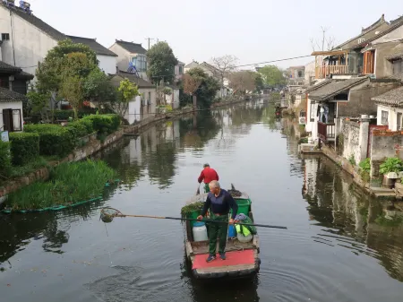 Suzhou Tongli Ancient Town Lanyun Xiaoyuan River View Homestay