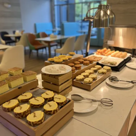 Kyriad Marvelous Hotel (Hezhou Wanda Plaza)