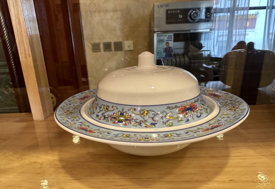 칭하이후 자시 리조트 창스 e자 호텔