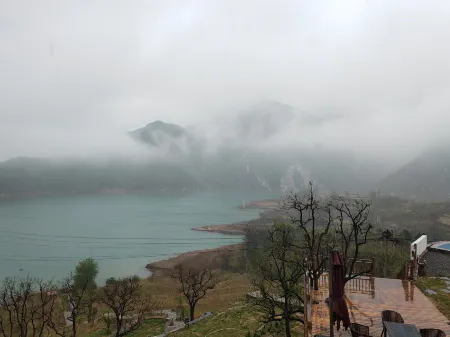 Mountain View Leisure Residence Отели рядом с достопримечательностью «Paomaling»