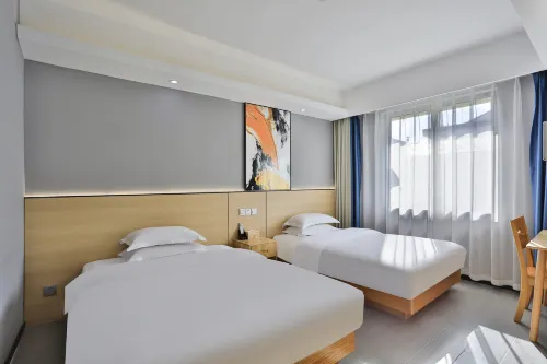 Wuzhen Yunzhu Light Luxury Hotel