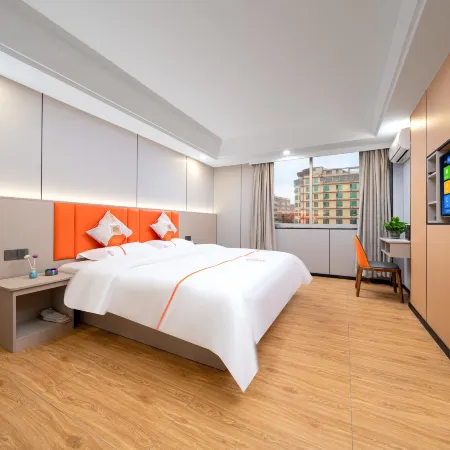Longmen Jinrui Hotel