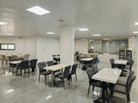 皇潮飯店
