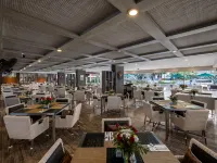 Sanur Resort Watujimbar Hotels near Renon