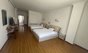 xiyun Holiday Hotel