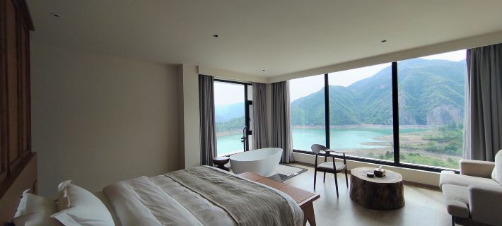 Mountain View Leisure Residence Hotel di Weihui
