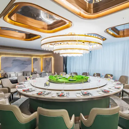 Qintian Holiday Hotel