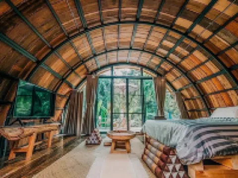 沃拉曼小屋 薩科特山酒店