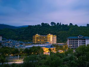 FOSTIANO HOTEL XISHUANNGBANNA