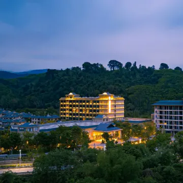 FOSTIANO HOTEL XISHUANNGBANNA