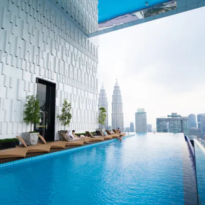 Platinum 2 at Twin Tower KLCC Pavilion to Kimiro Отели рядом с достопримечательностью «Станция метро Dang Wangi»