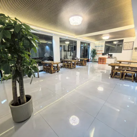 Yishantingyu Homestay (Qingdao North Road)