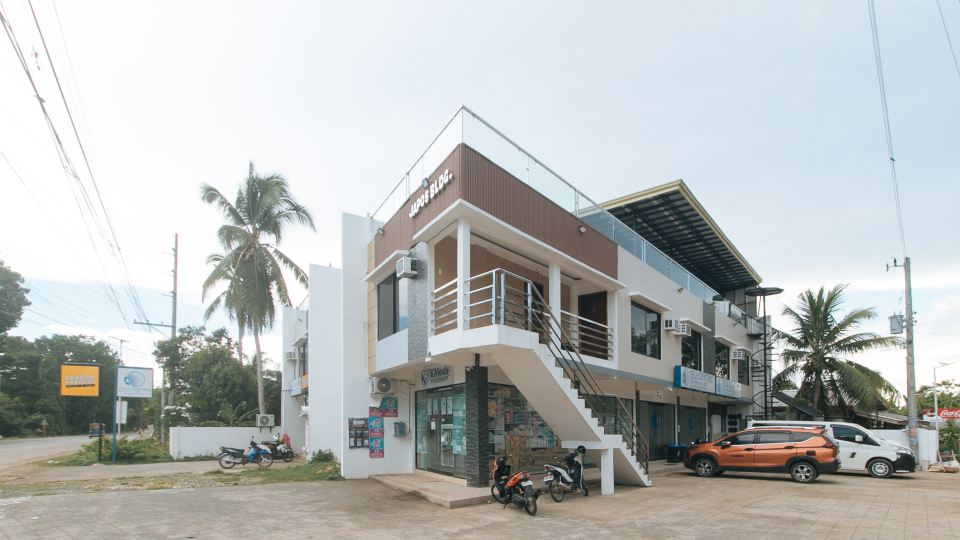 RedDoorz @ Happy Stay Apartelle