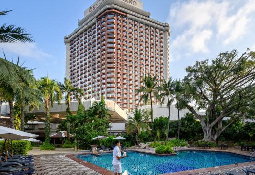 1. 센타라 그랜드 ..