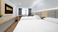 Ruixinchen Hotel Hotel di Zhenba