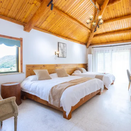 Yuanshi Huafan Holiday Guesthouse