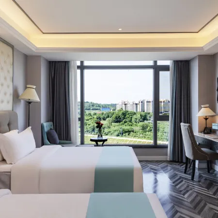 Holiday Inn Zanshuo (Mianyang West Lendu Branch)