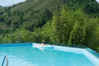 安吉之巔·九畝雲町崖岸プールリゾート民宿 - カップル