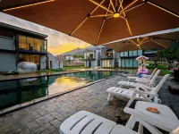 Yunman Hotel Lushan - Rooftop Pools