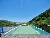 Xiangshan Lantian Lodge – A Self-Drive Island Loop Retreat​ - Infinity Pools