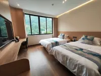 Panda Hotel Hotels in Mabian