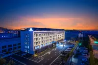 Days Inn by Wyndham Kunming Chenggong Các khách sạn ở Khu phát triển kinh tế