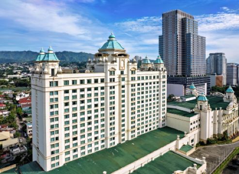 Waterfront Cebu City Hotel & Casino