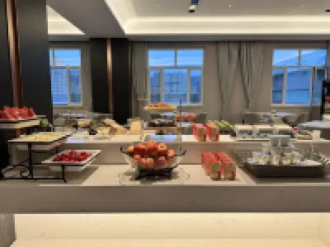 Meihao Lizhi Hotel (Yili Xinyuan People's Square Branch