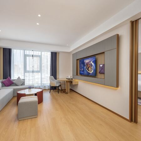Lavande Hotel Nanshan Lersure Plaza in Anyue Ziyang