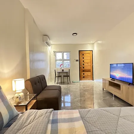 F Residence Transient House