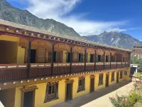 Huatang Yiyuan Boutique Homestay