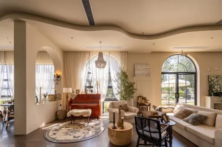 Nanchang ONLYONE Lake Centre Island Homestay Отели рядом с достопримечательностью «Yuweizhou Park»