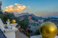 Lee Homestay Sa Pa - con vista montagne