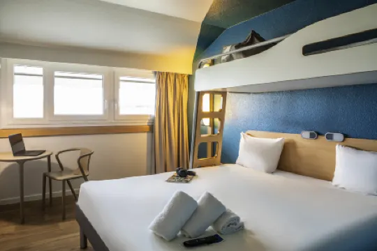 ibis budget Paris Porte de Pantin Отели в г. Пантен