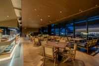 Ningbo Taolu SCHOLARS Hotel (Dongqian Lake)