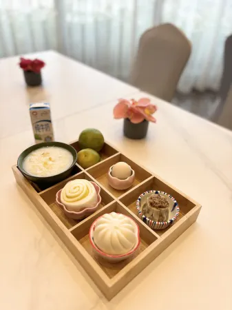 Kuanpeng Hotel (Wuchuan Airport) Отели рядом с достопримечательностью «Chenlanbin Former Residence»