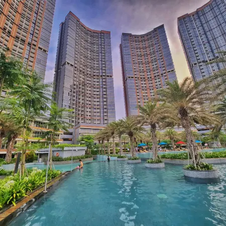 PIK GOLD COAST By All Property Отели рядом с достопримечательностью «Торговый центр PIK Avenue»
