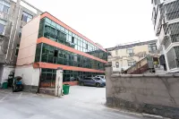 Shell Hotel (Feng County Bus Station)